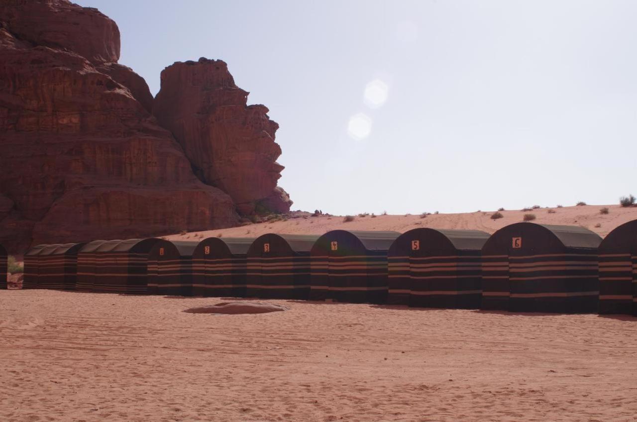 Wadi Rum Time Camp Экстерьер фото